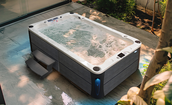 Deck Series Vineland hot tubs for sale